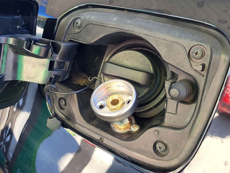 Zawór tankowania LPG – jak działa i dlaczego przecieka?